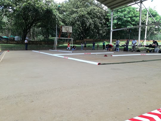 POLIDEPORTIVO VALLE DEL LILI